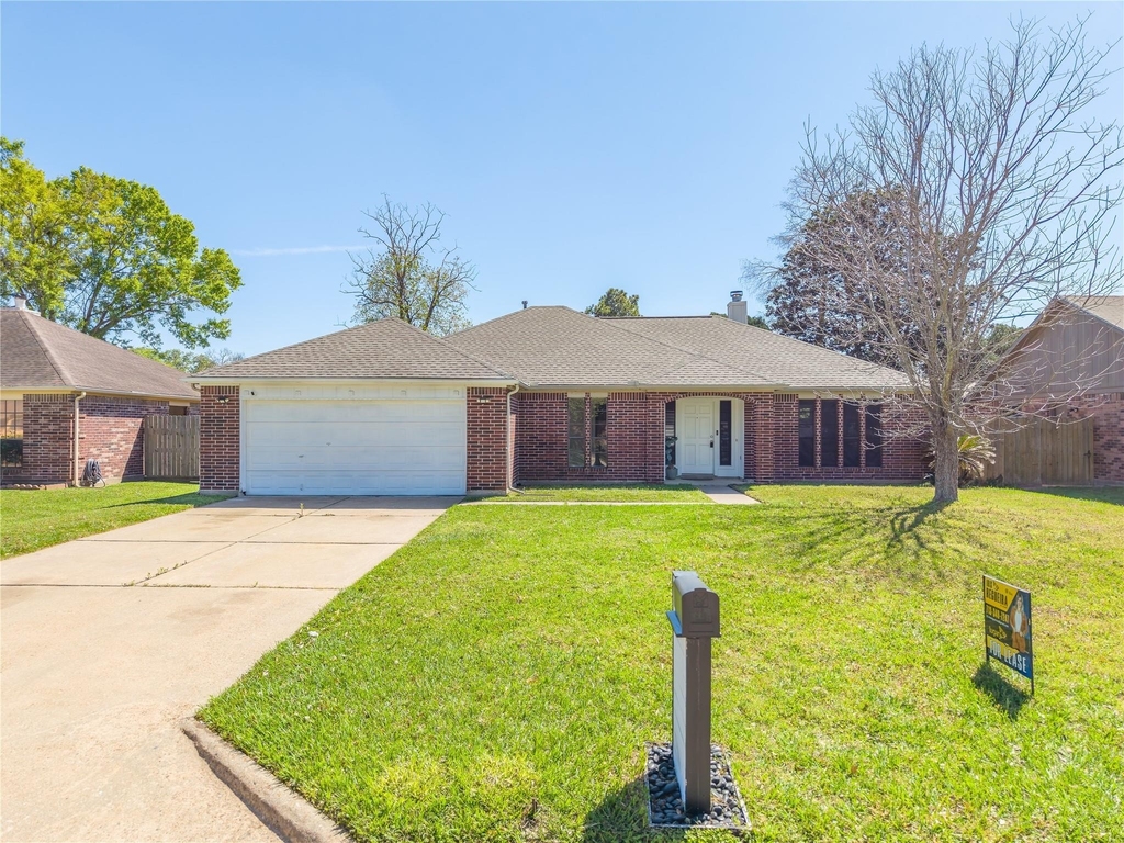 19519 Mallard Lake Lane - Photo 0