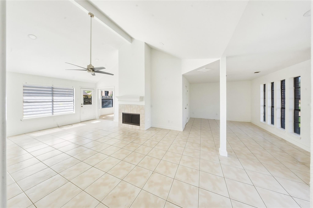 19519 Mallard Lake Lane - Photo 2