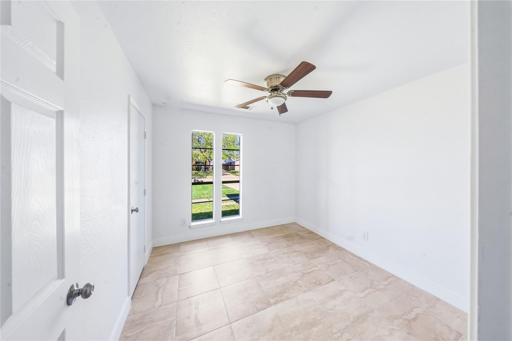 19519 Mallard Lake Lane - Photo 10