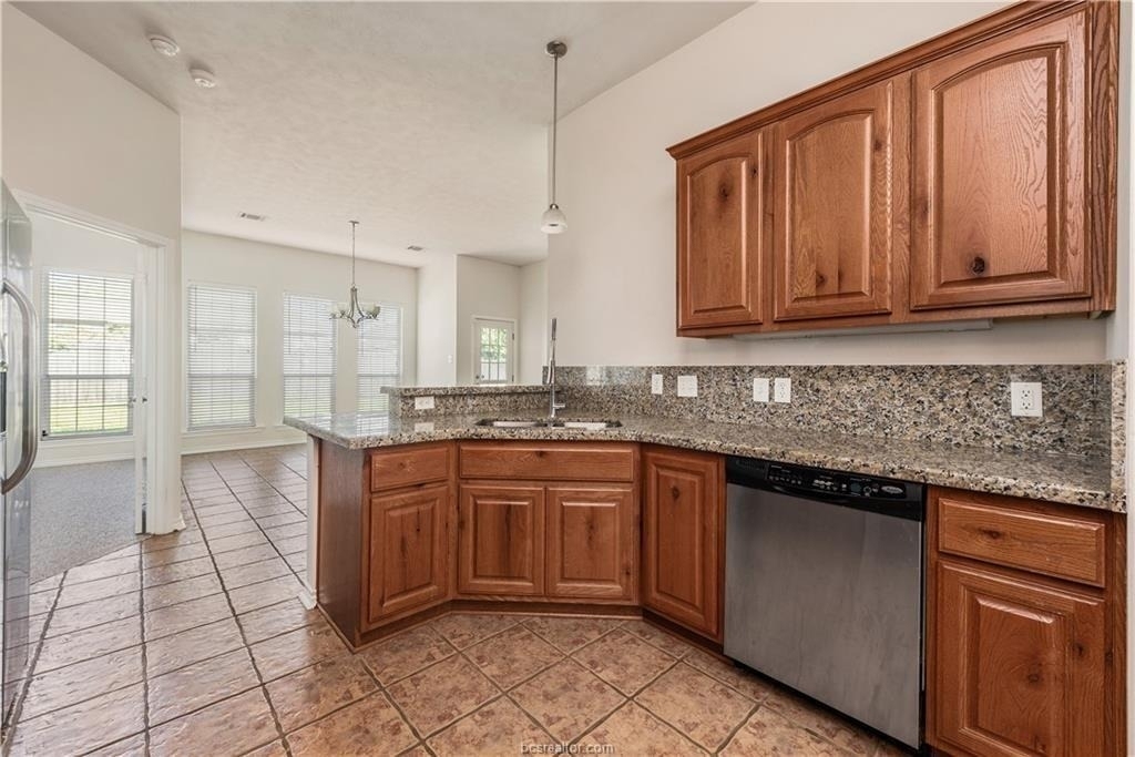 4009 Reatta Lane - Photo 7