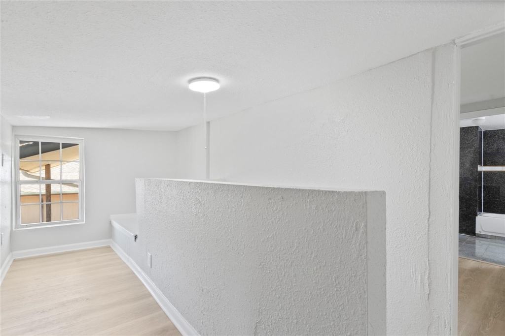 2507 37th Street - Photo 14