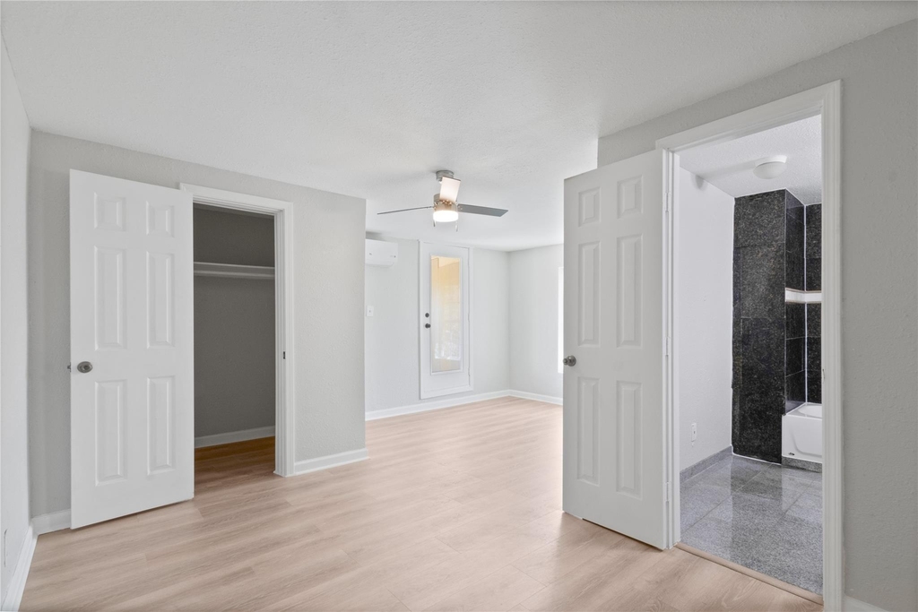 2507 37th Street - Photo 15