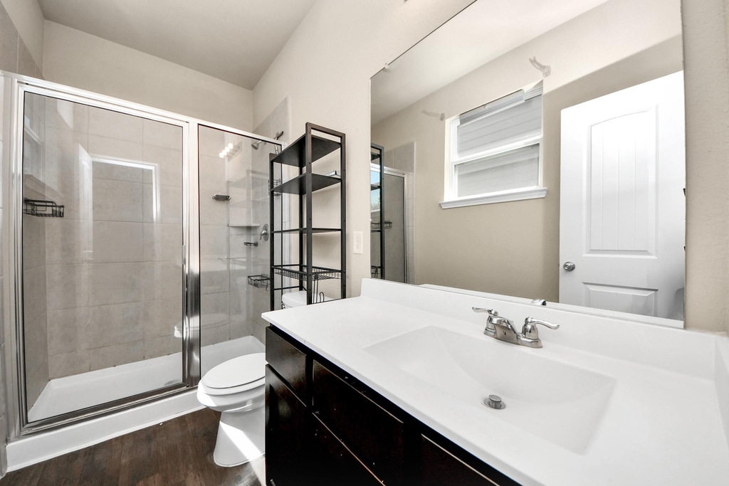 17630 Holroyd Road - Photo 14