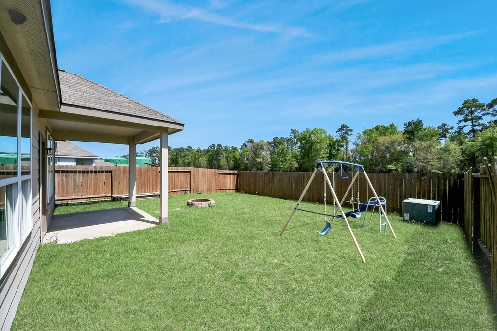 17630 Holroyd Road - Photo 23