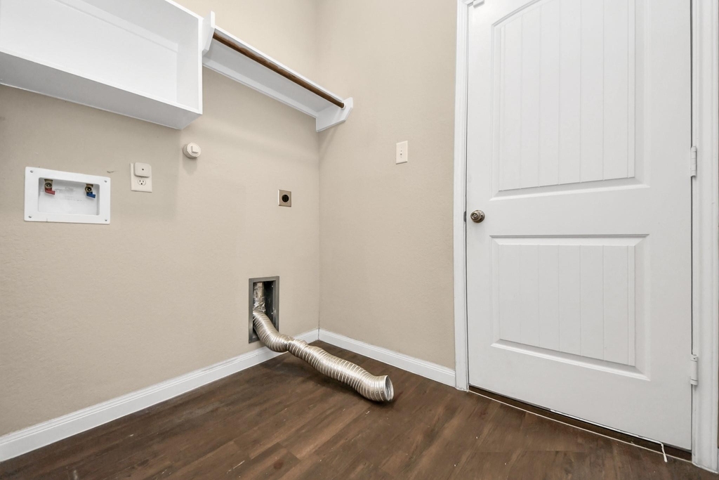 17630 Holroyd Road - Photo 20