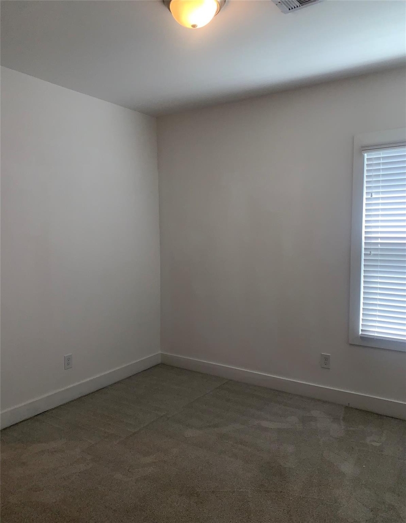 10209 Las Nubes Avenue - Photo 26