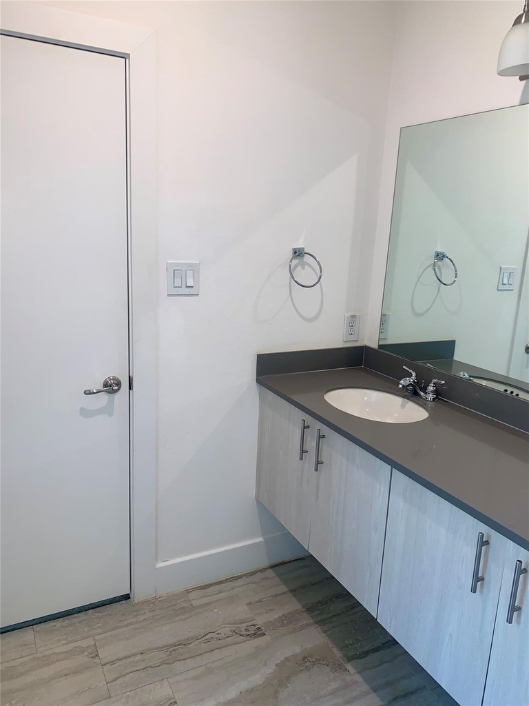 10209 Las Nubes Avenue - Photo 24