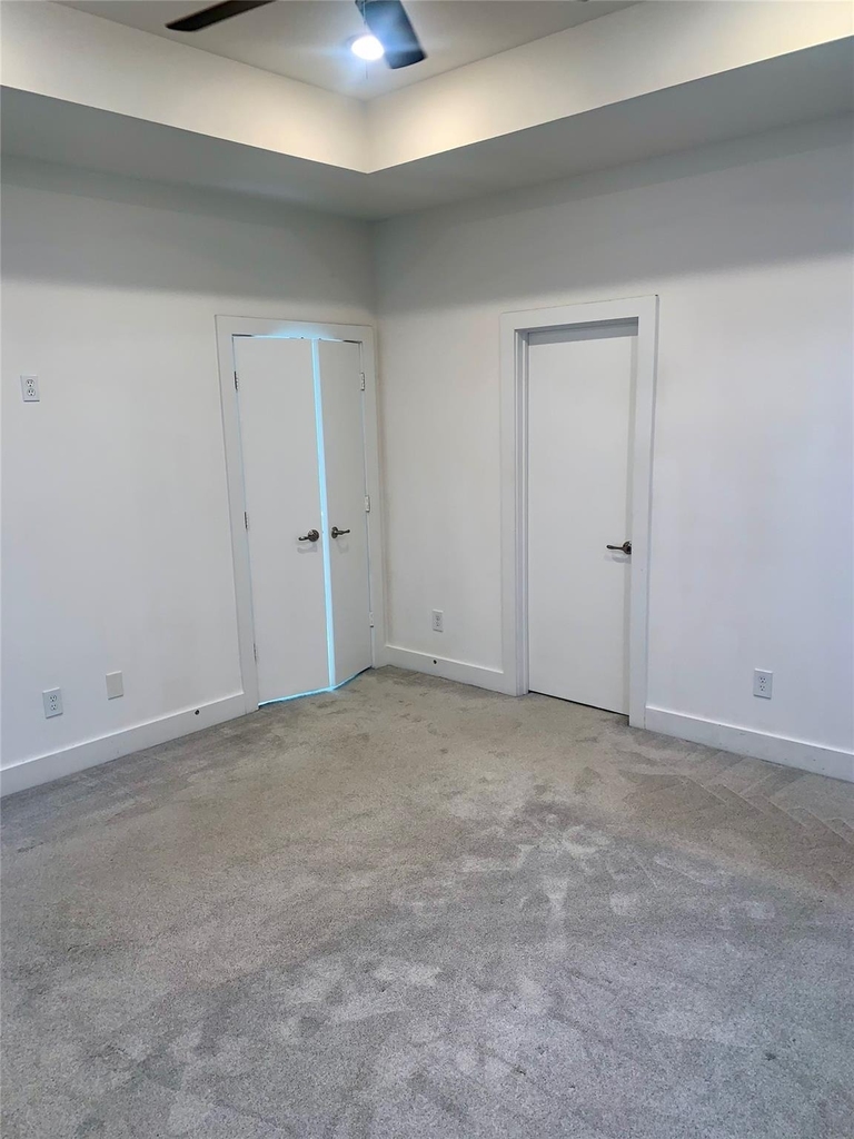 10209 Las Nubes Avenue - Photo 12