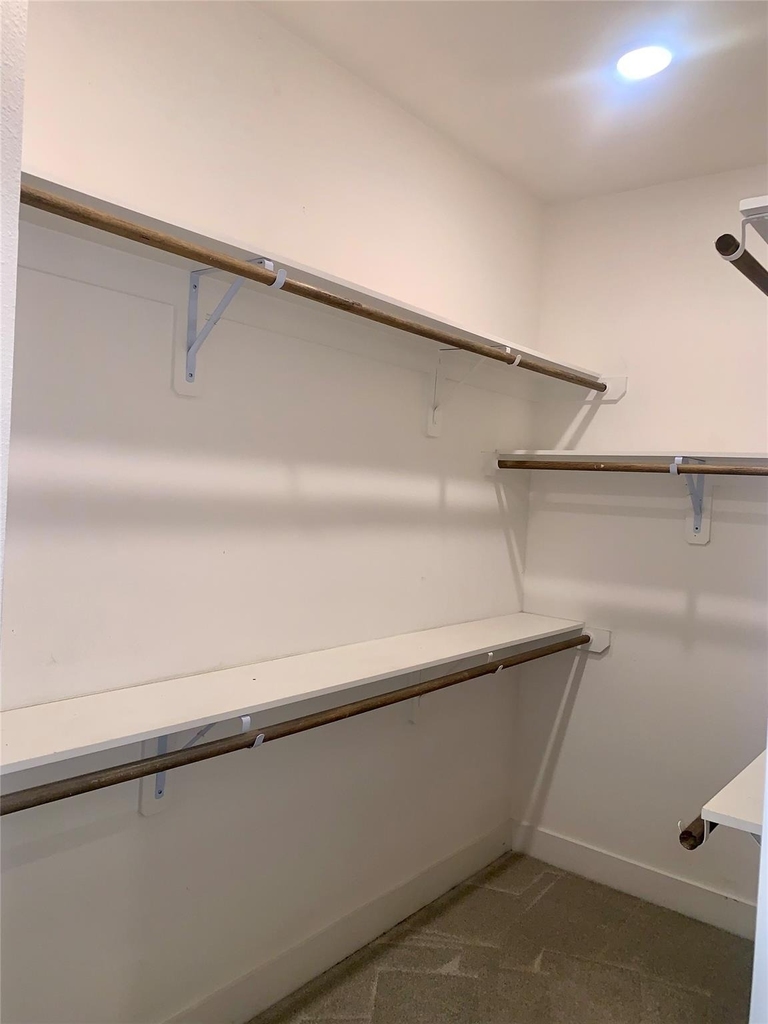 10209 Las Nubes Avenue - Photo 17