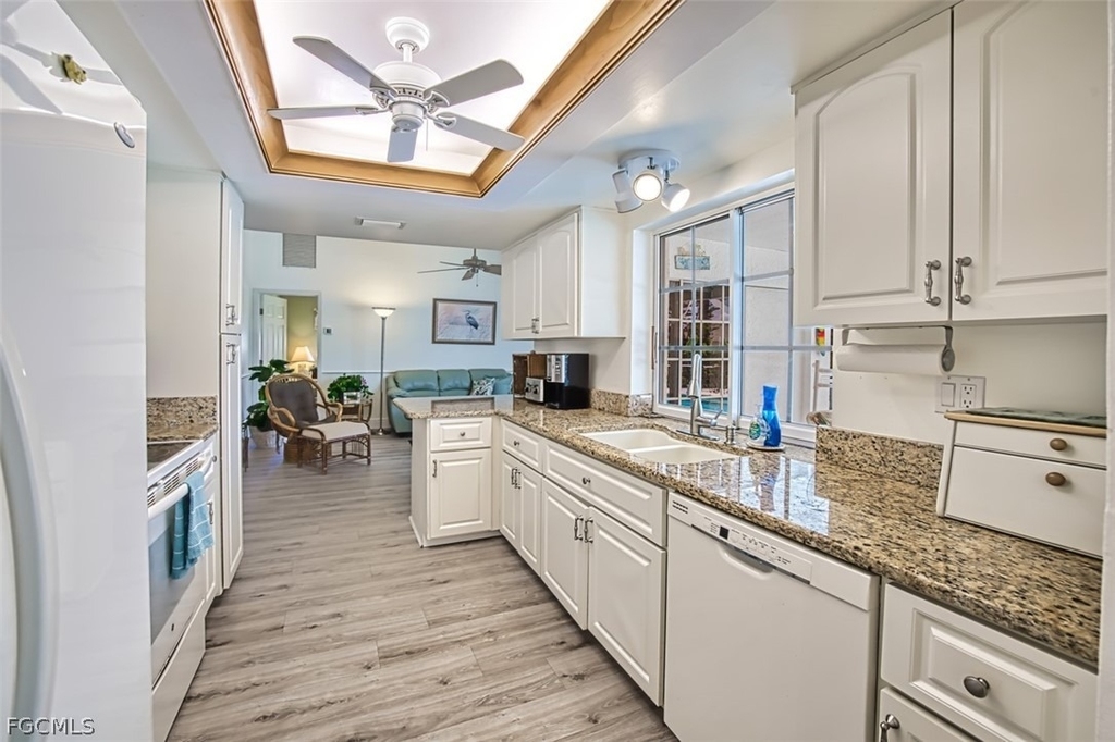 5036 Sw 9th Place - Photo 12