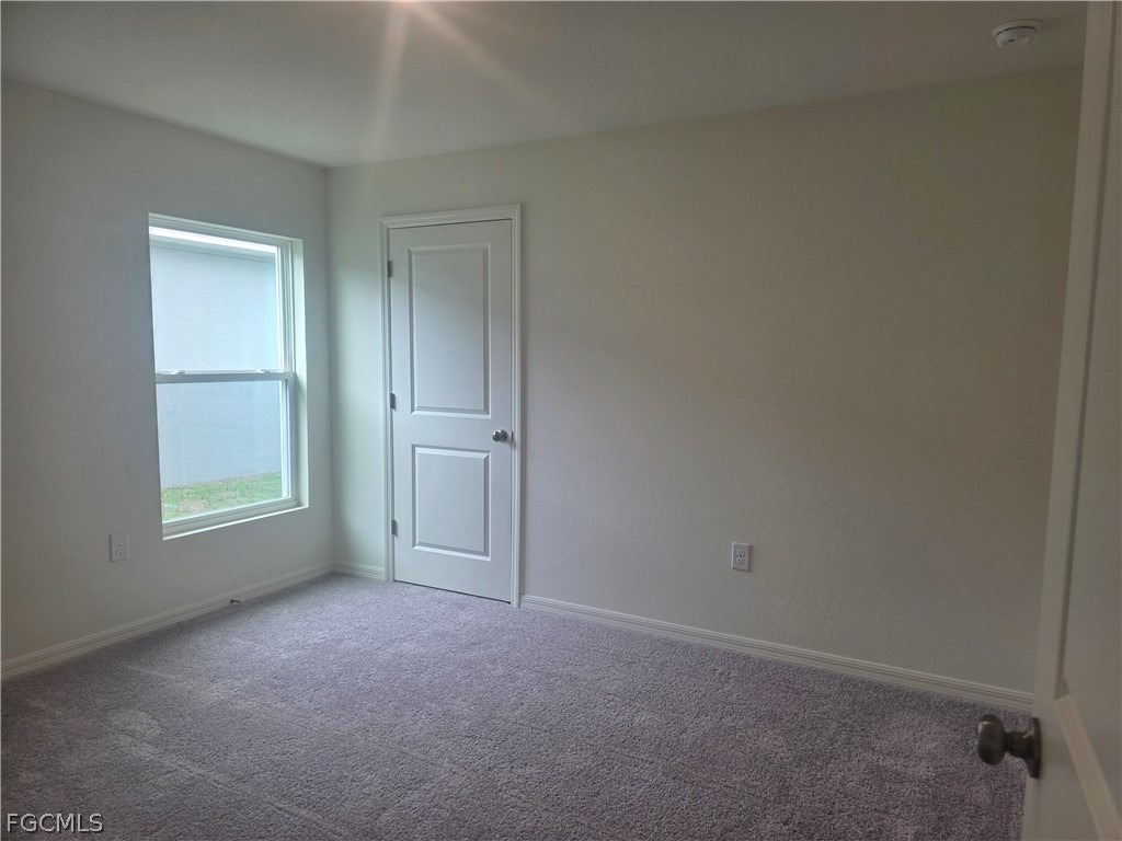 878 Friendship Circle - Photo 7