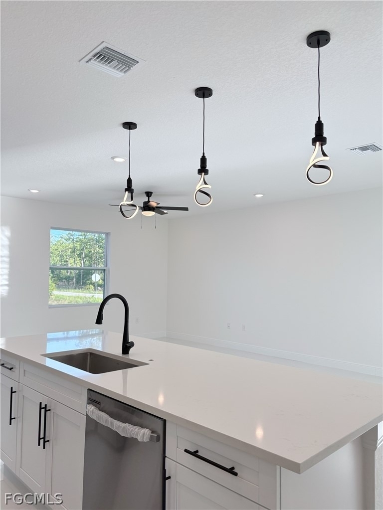 1422 Highland Avenue - Photo 2