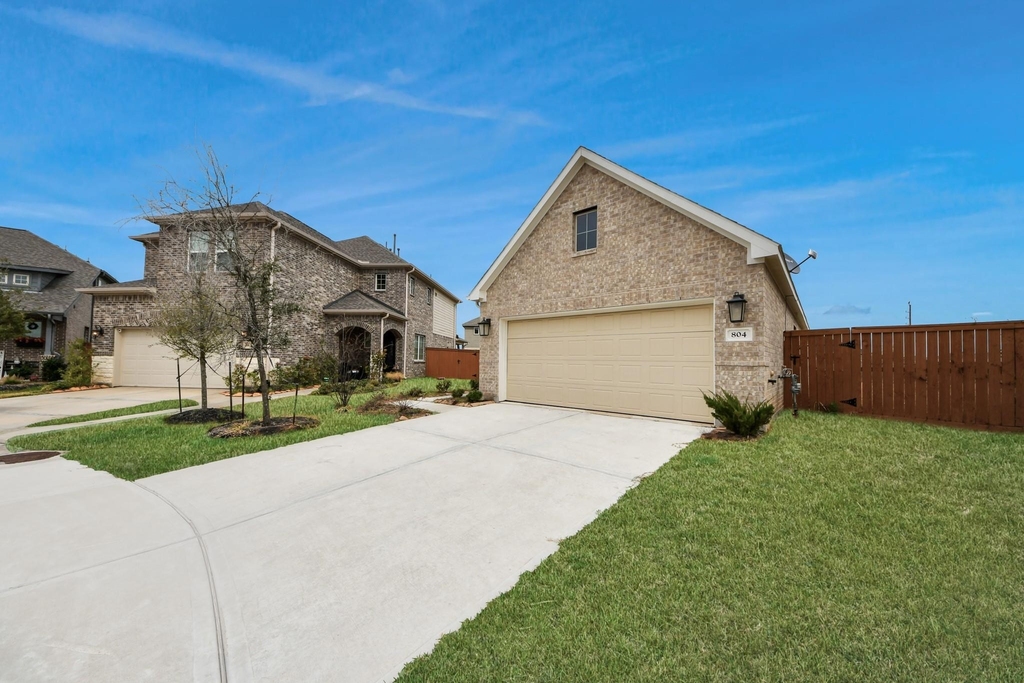 804 Lake Lacosta Drive - Photo 1