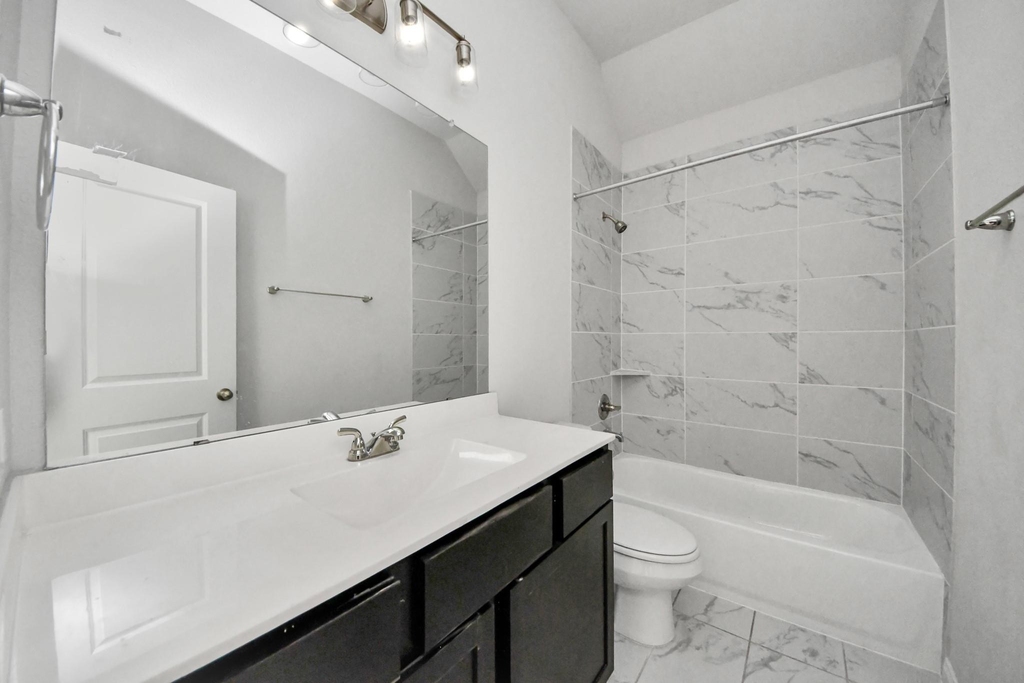804 Lake Lacosta Drive - Photo 20