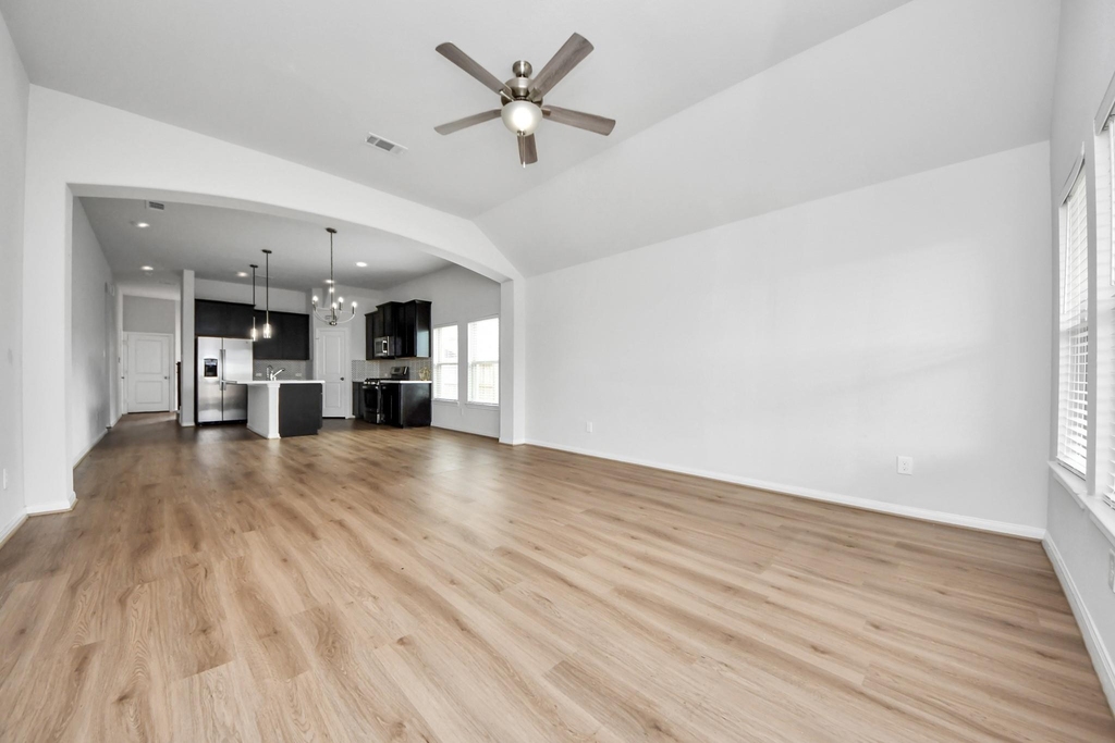 804 Lake Lacosta Drive - Photo 8