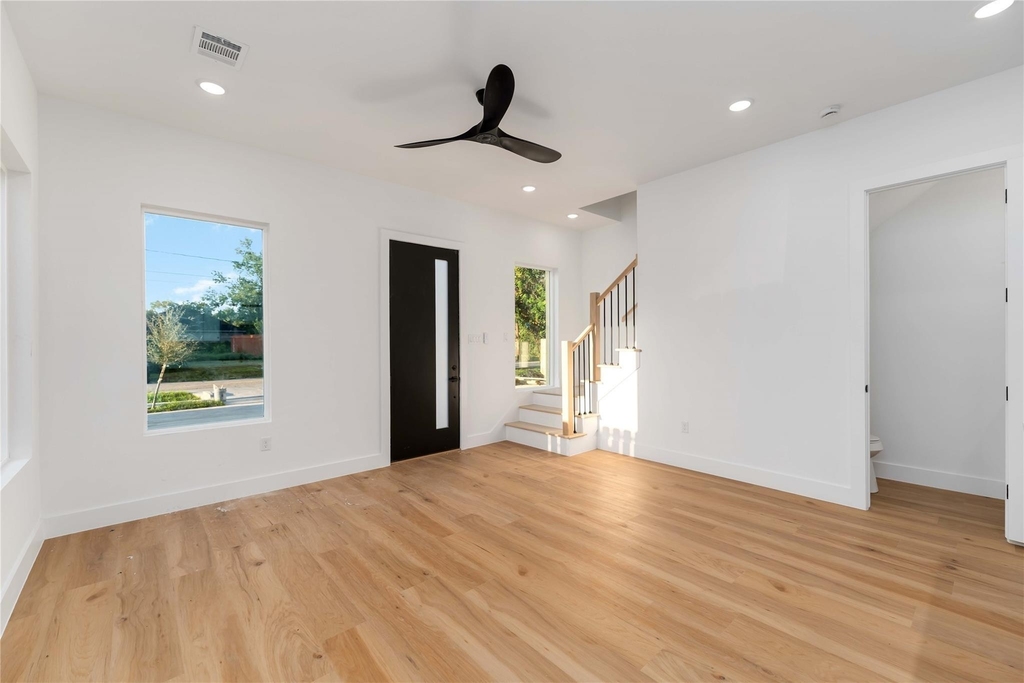 4353 Aledo Street - Photo 3