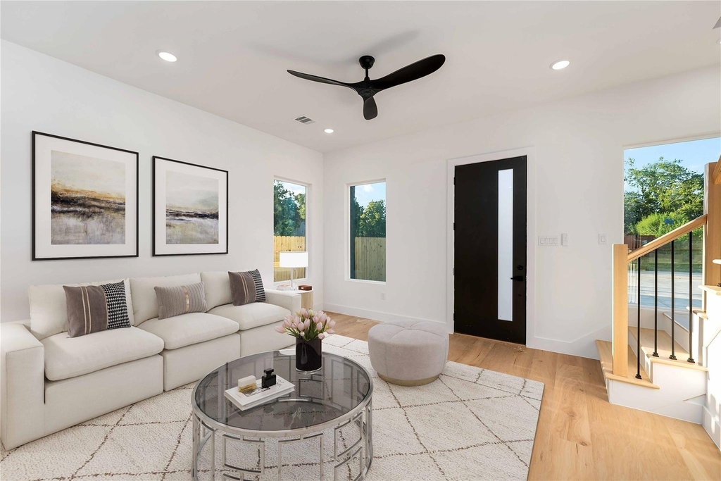 4353 Aledo Street - Photo 2