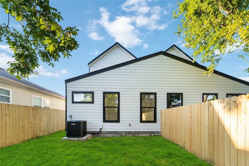 4353 Aledo Street - Photo 16
