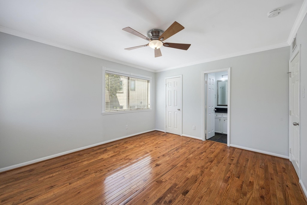 1114 Augusta Drive - Photo 12