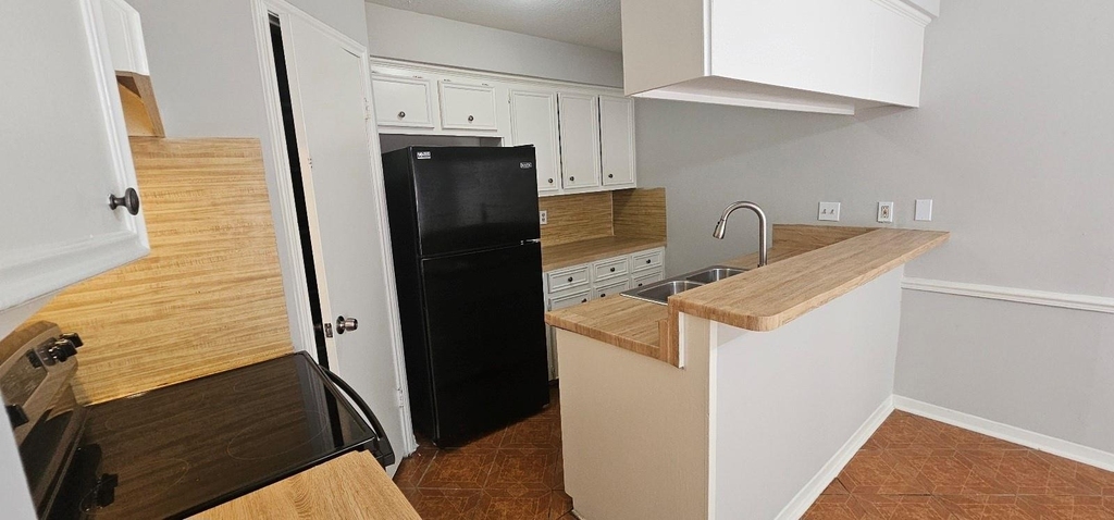11507 Nobility Drive - Photo 3