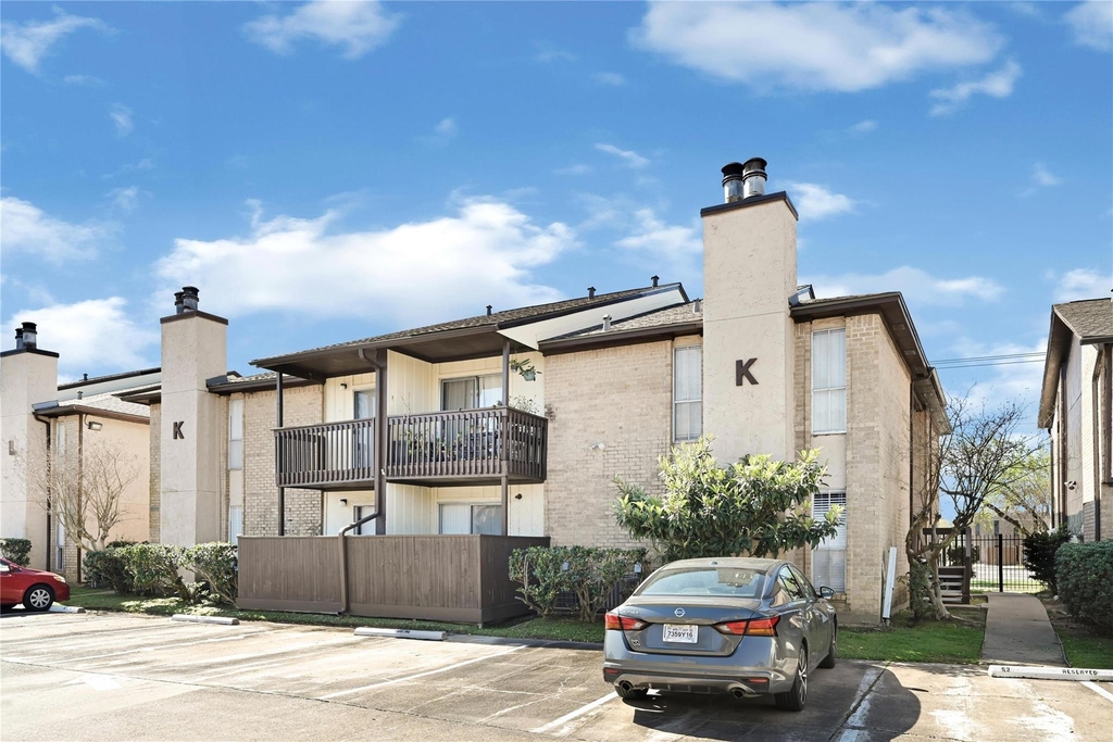 1500 Bay Area Boulevard - Photo 0