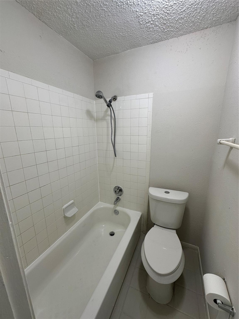 1500 Bay Area Boulevard - Photo 11
