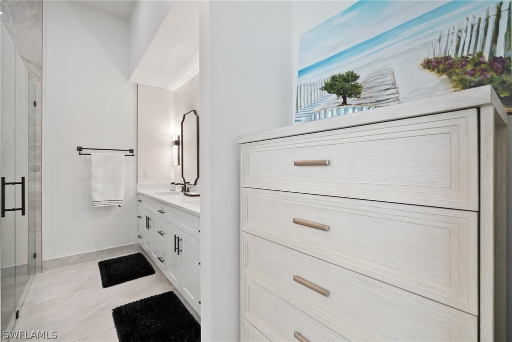930 Sycamore Court - Photo 23