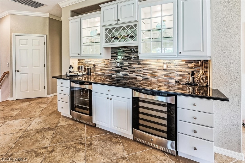 9107 Napoli Court - Photo 12