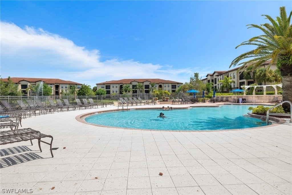 12920 Positano Circle - Photo 23