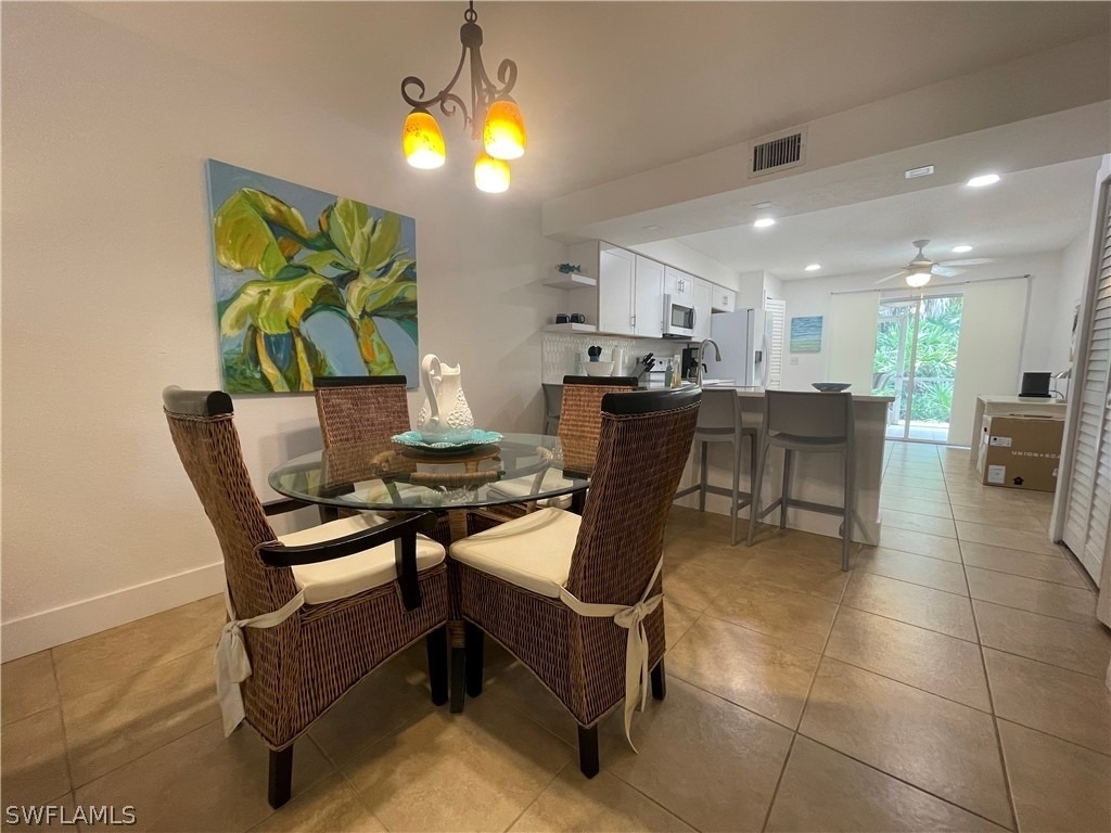 28940 Bermuda Pointe Circle - Photo 3