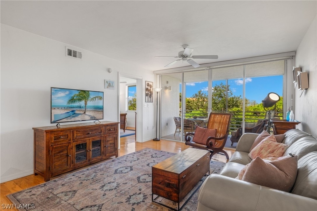 290 Naples Cove Drive - Photo 13