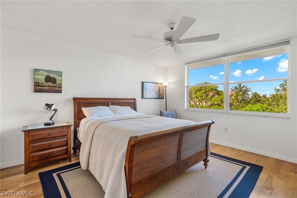 290 Naples Cove Drive - Photo 14