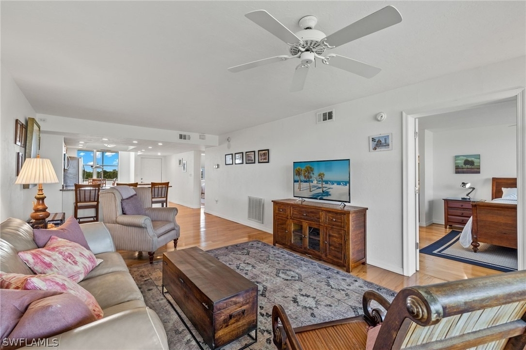290 Naples Cove Drive - Photo 10