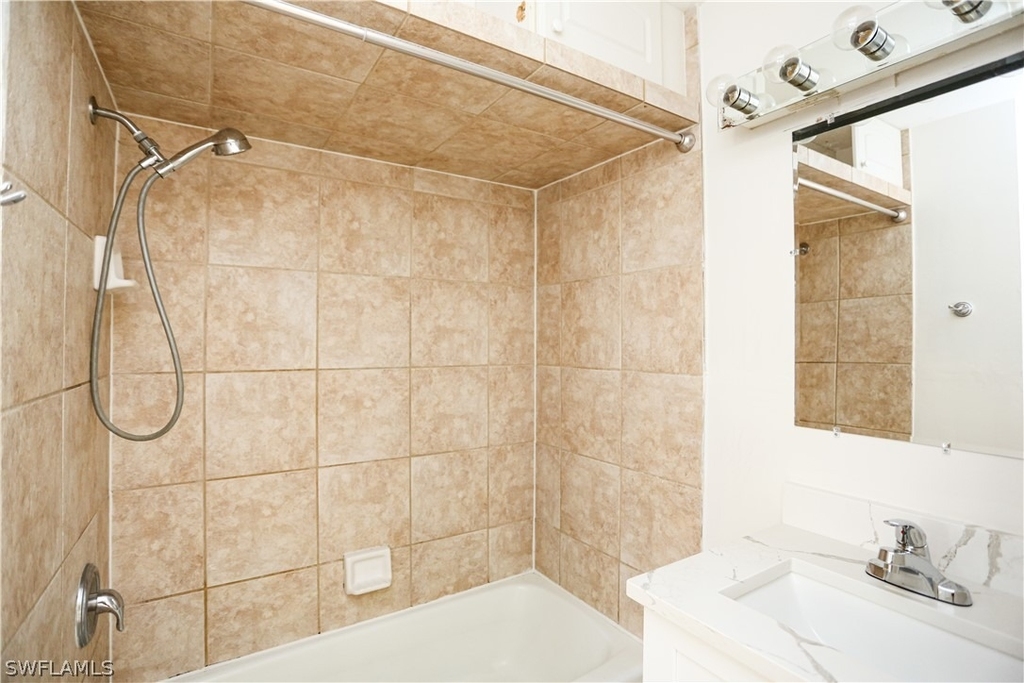 521 96th Avenue N - Photo 9