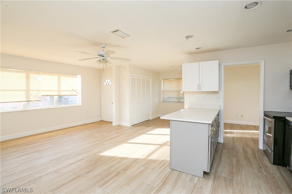 521 96th Avenue N - Photo 7