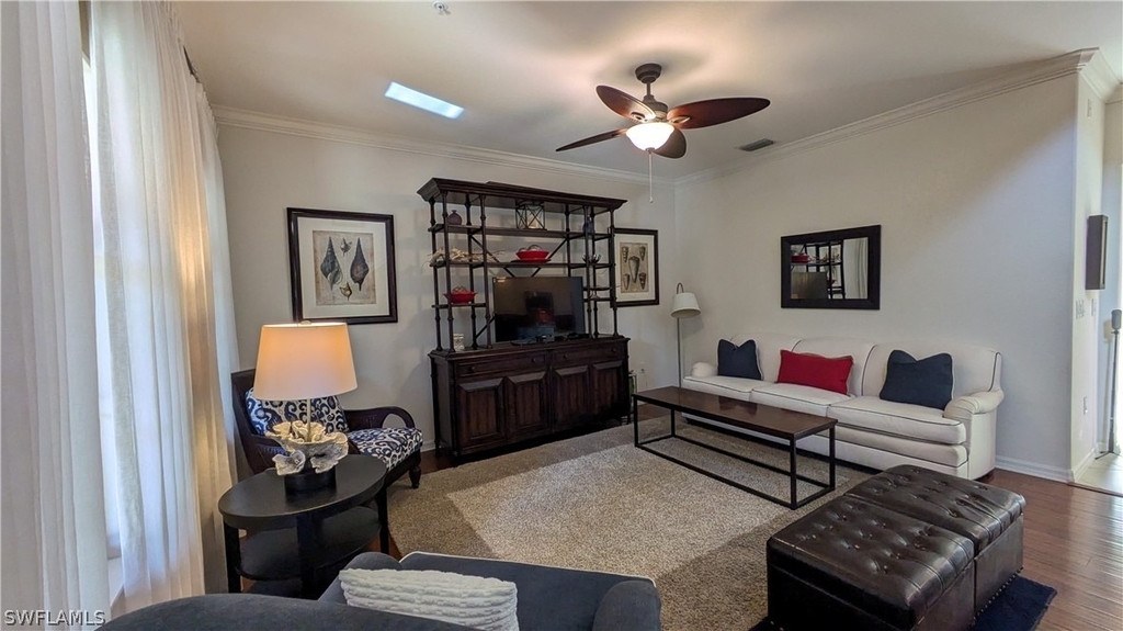 9055 Capistrano Street N - Photo 8