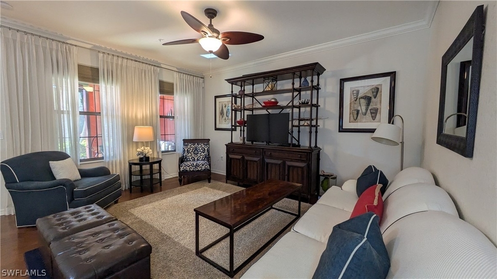 9055 Capistrano Street N - Photo 7