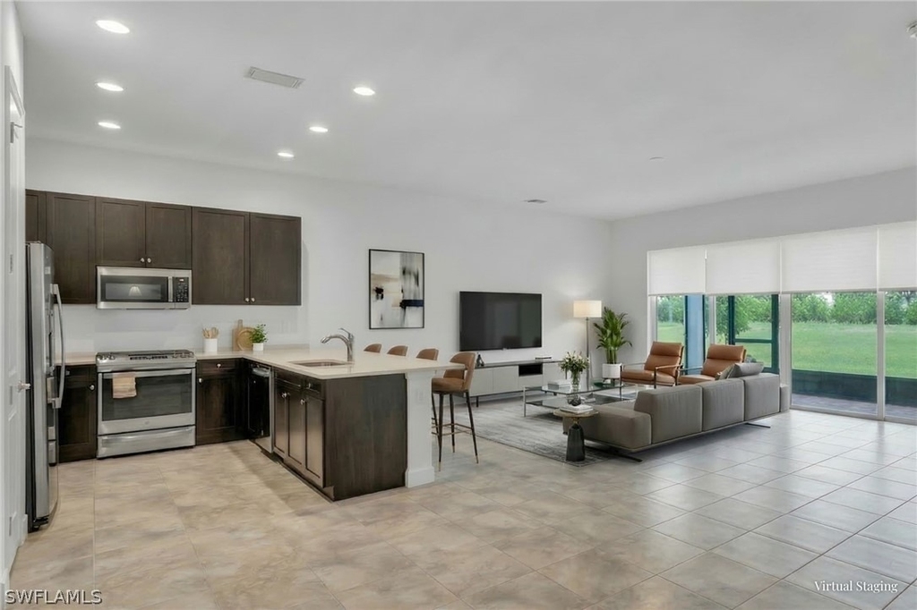12445 Dahlia Court - Photo 3