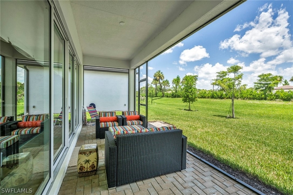 12445 Dahlia Court - Photo 5