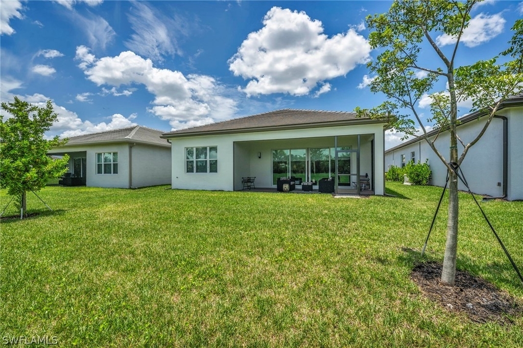 12445 Dahlia Court - Photo 14