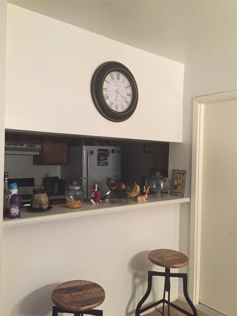 8527 Hearth Drive - Photo 3