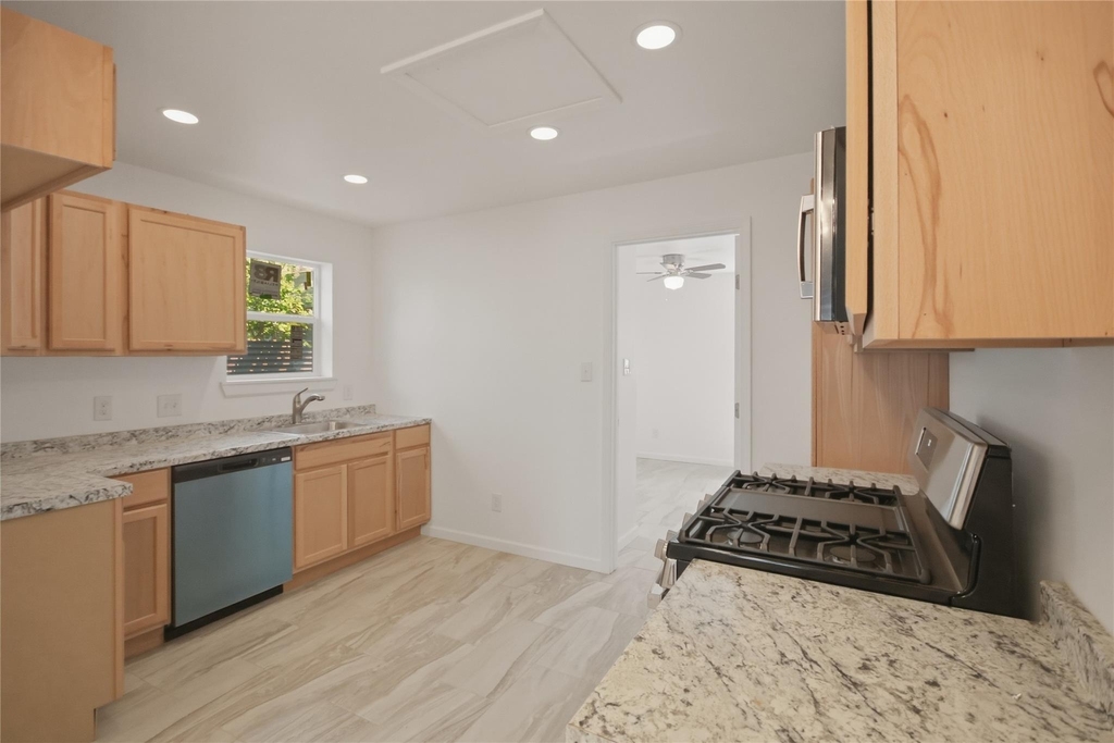 3518 Orange St - Photo 10
