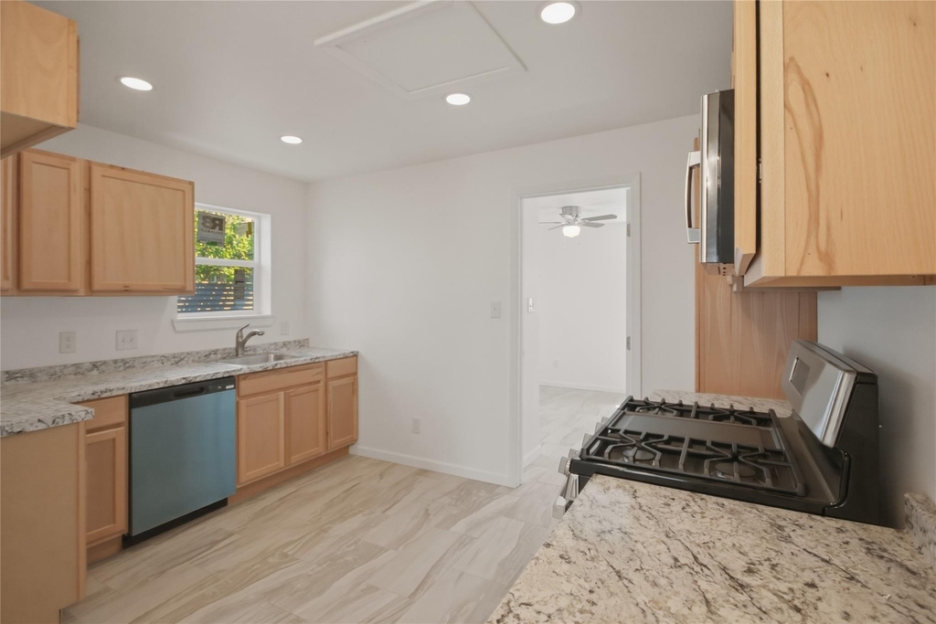 3518 Orange St - Photo 9