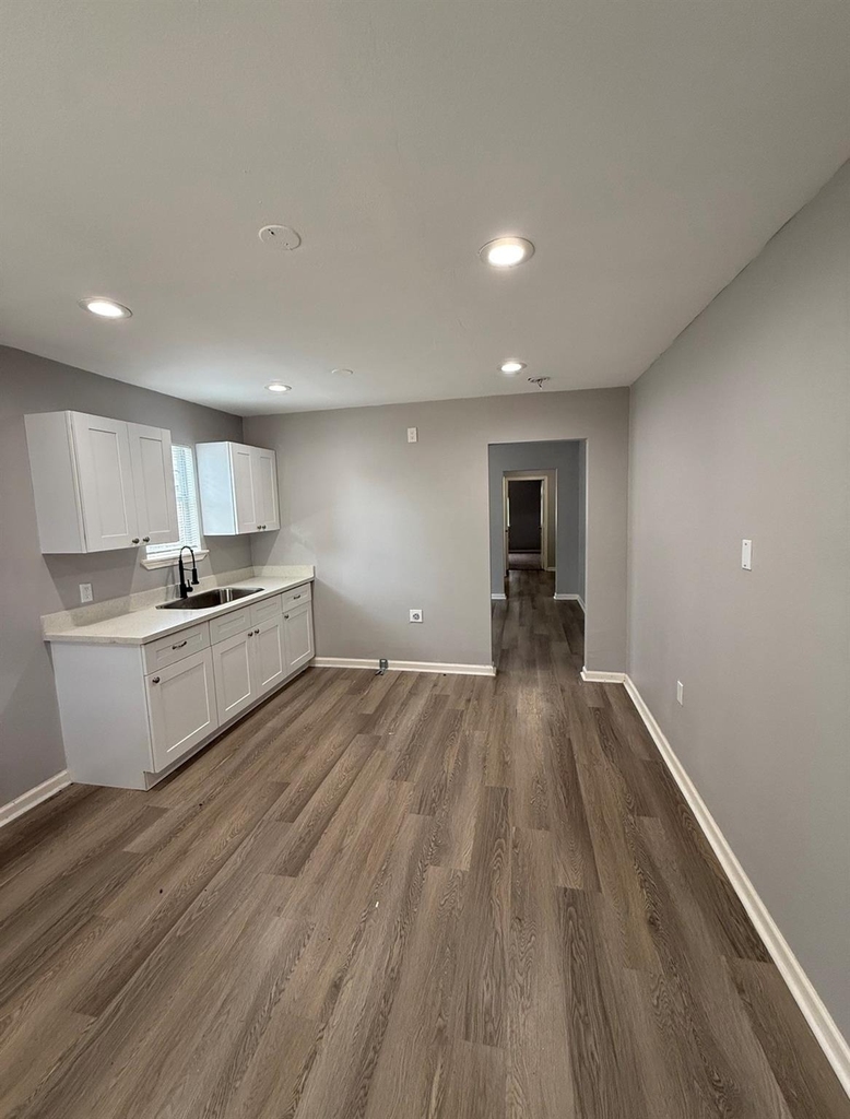 4315 Chapman Street - Photo 3