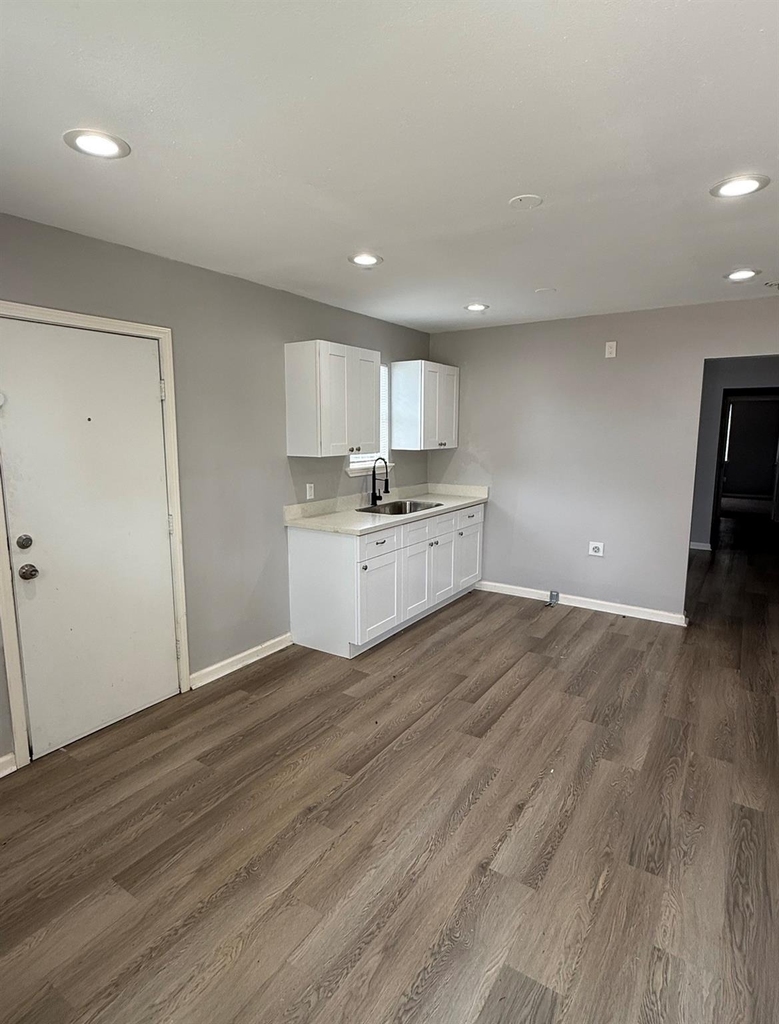 4315 Chapman Street - Photo 4