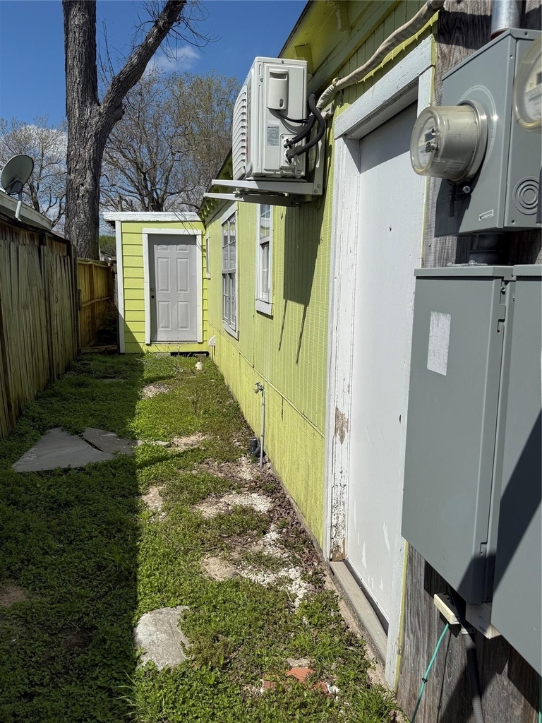 4315 Chapman Street - Photo 0