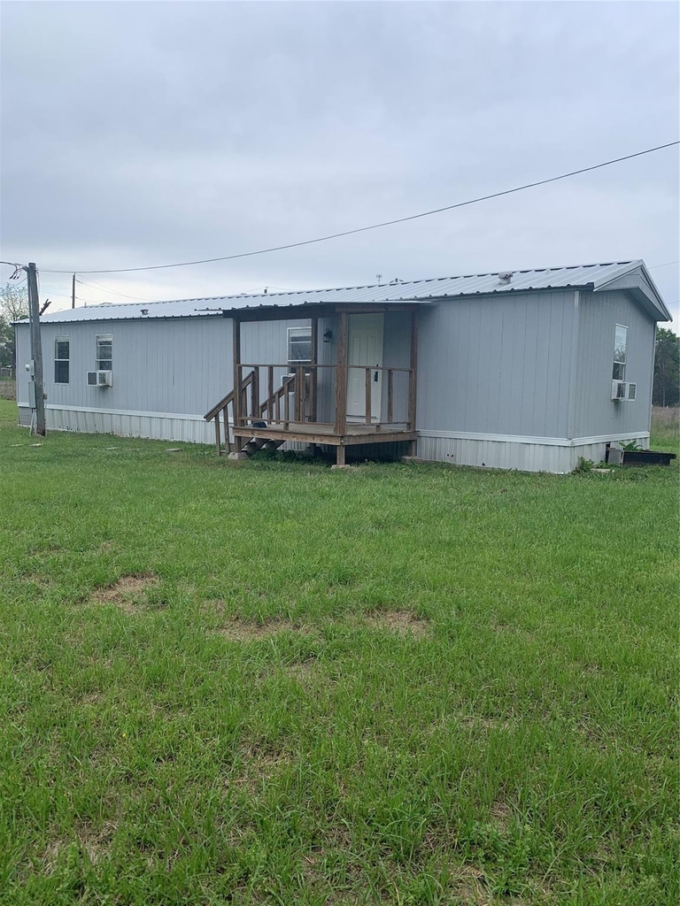1354 Fm 405 - Photo 1