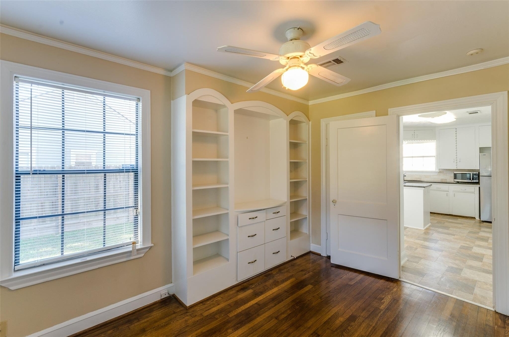 236 W 31st Street - Photo 25