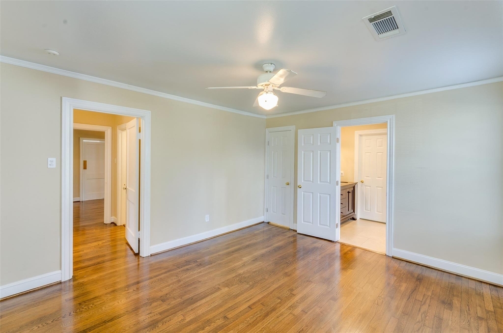 236 W 31st Street - Photo 19