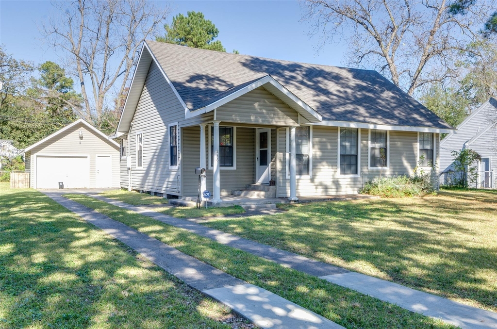 236 W 31st Street - Photo 1